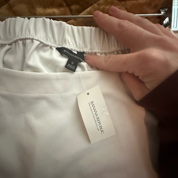 Banana Republic small white bell sleeve blouse - Picture 5 of 9